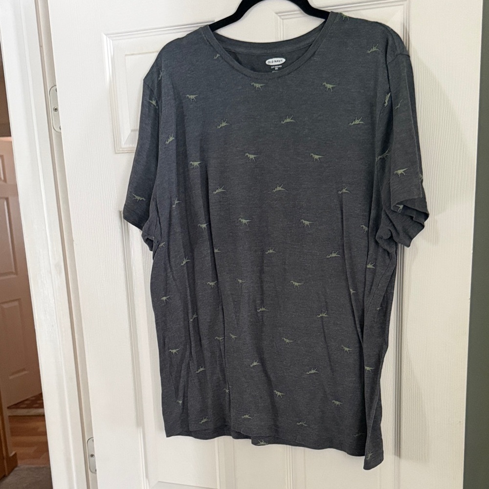 Old Navy Men's Charcoal Crew Tee with Subtle Dino Print
